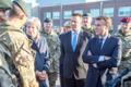 Ратас, Мэй и Макрон посетили военный городок в Тапа
