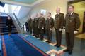President andis kaitseväe liputoimkonnale paraadiks üle sümboolse mõõga