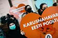 Karusloomafarmide keelustamise meeleavaldus riigikogu ees
