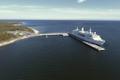 Cruise ship tourists arrive in Saaremaa.