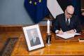 Presidendi kantseleis avati kaastunderaamat president Arnold Rüütli mälestuseks