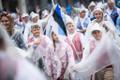 Шествие участников Праздника песни и танца по Таллинну.