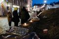 В Таллинне на улице Харью почтили память жертв мартовской бомбардировки 1944 года.