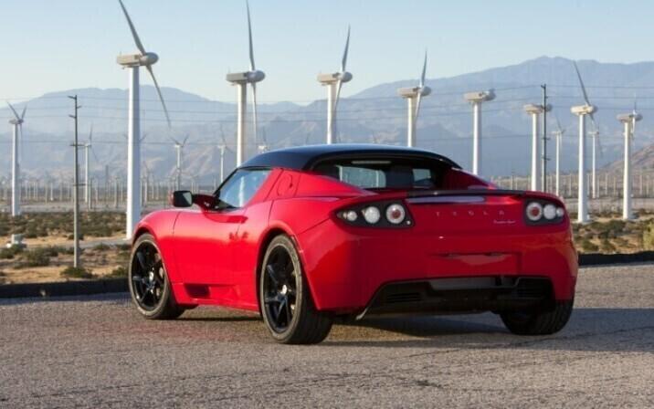 Elektriauto Tesla Roadster.