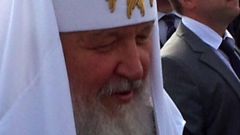 Патриарх Кирилл в Таллиннском аэропорту.