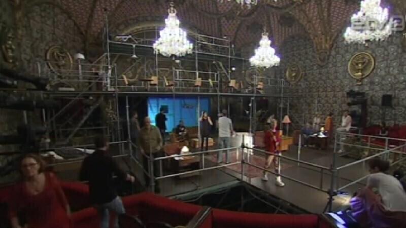 Марат Гацалов поставил первый спектакль в Русском театре Эстонии.