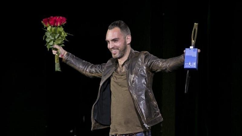 Moedisainer Antonio kodanikunimega Aivar Lätt pälvis Kuldnõela möödunud aastal