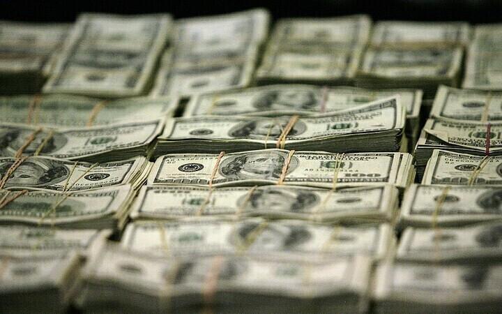 $2.9 billion was allegedly laundered through Estonian banks betwen 2012-2014.