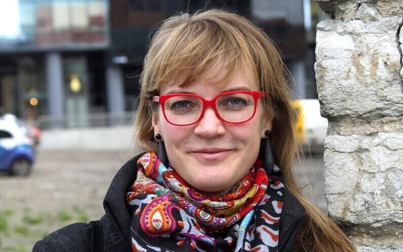 Реэт Рооз не жалеет денег на IRL.