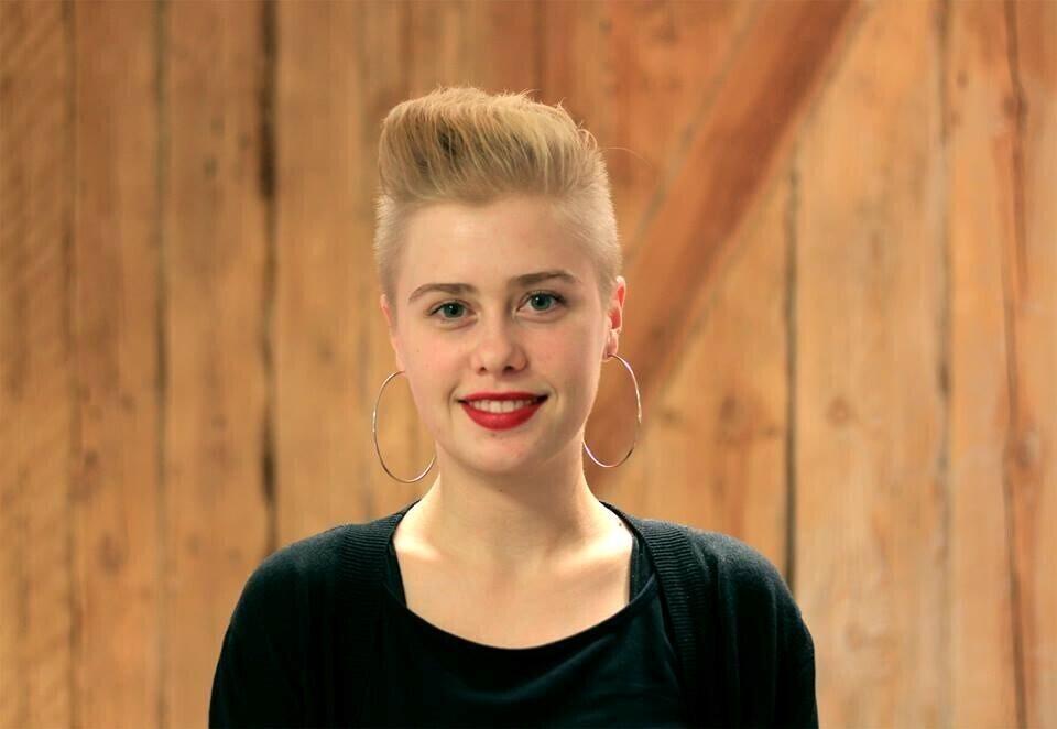 Triin Toomesaar on politoloog, haridusaktivist ja programmi