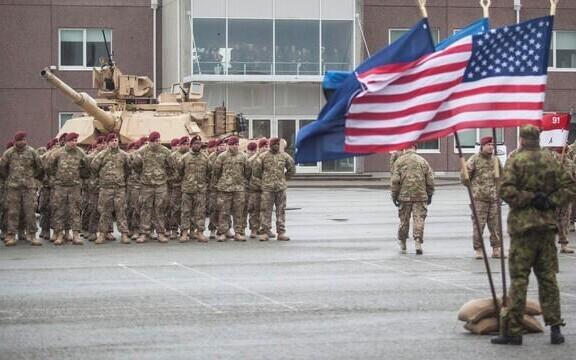 Танковое подразделение США в Тапа.