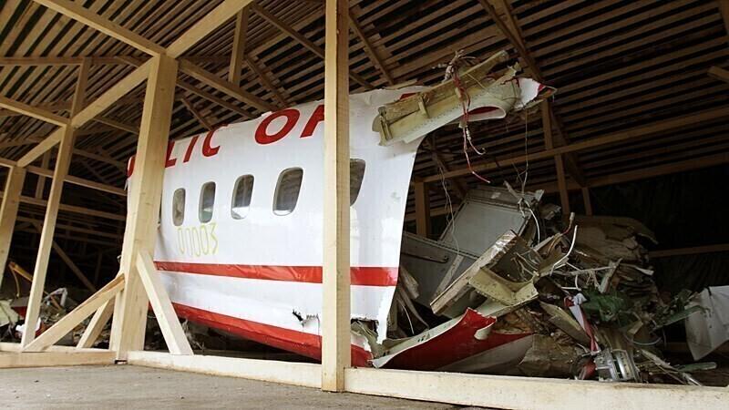 Poola presidendi lennuki rusud 10. aprillil 2012 Smolenskis