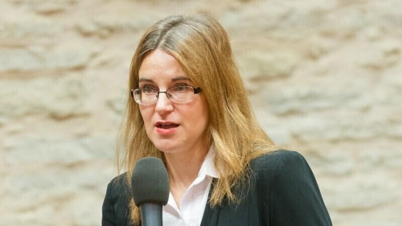 Лийза Пакоста