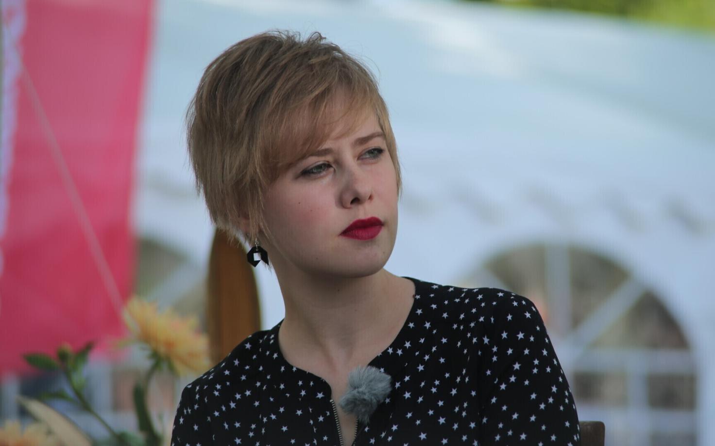 Triin Toomesaar on politoloog, haridusaktivist ja programmi