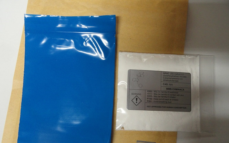 Посылка с наркотиками.