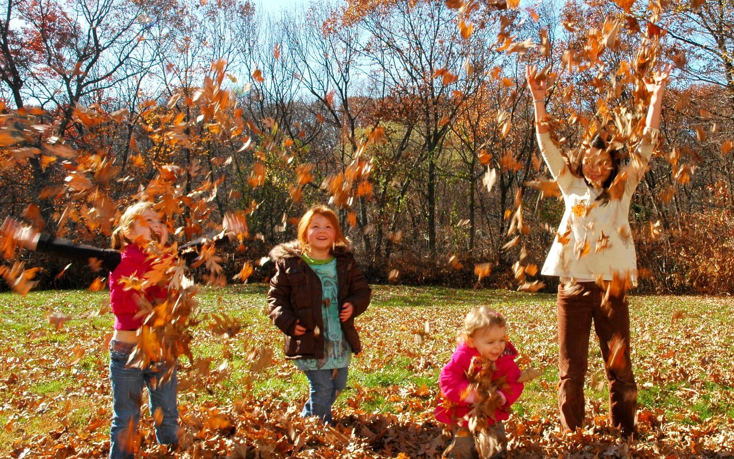 Õues mängimine paneb lastel südame natukene kiiremini tööle ja kiirendab hingamissagedust. Sellist mõõdukat aktiivsust vajab laps päevas minimaalselt 60 minutit.