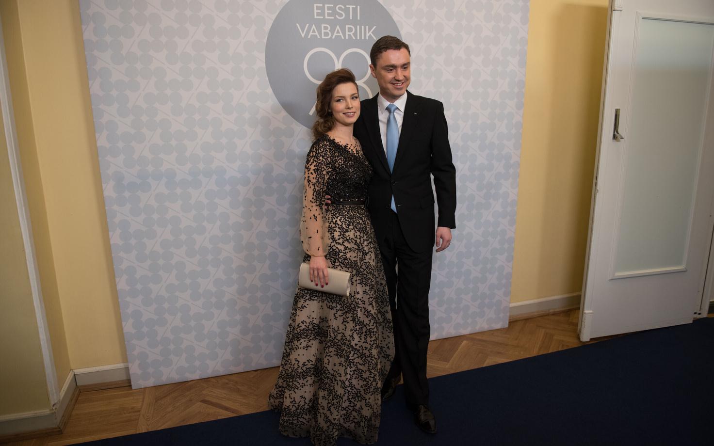 Taavi Rõivas ja Luisa Värk presidendi vastuvõtul Estonia kontserdi- ja ooperimajas.