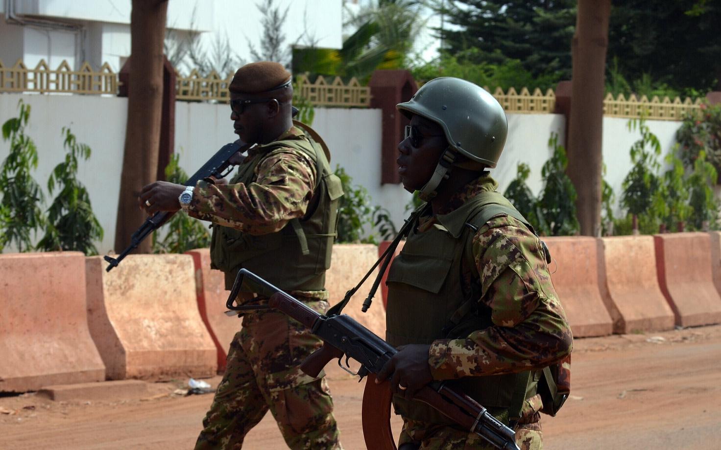 Mali sõdurid pealinn Bamako tänavatel