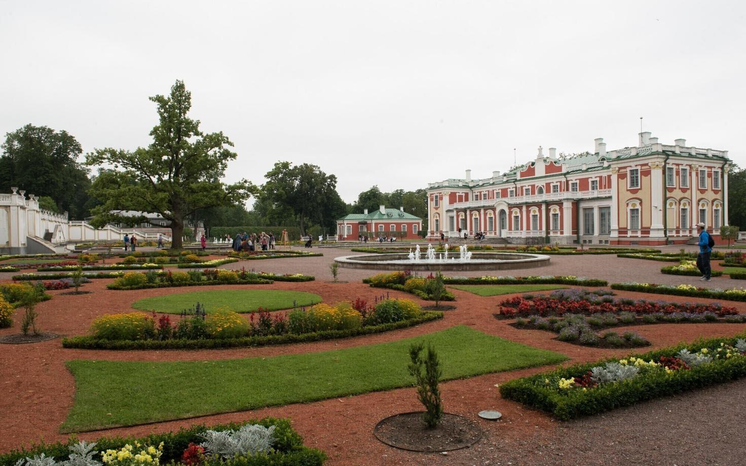 Дворцово-парковый ансамбль Кадриорг.