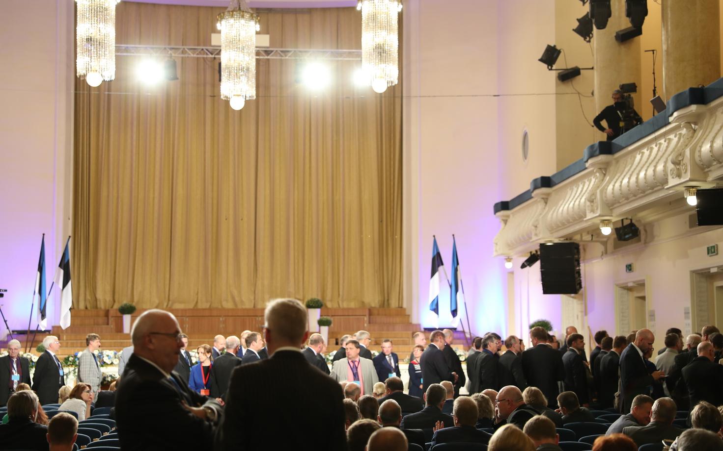 Valimiskogu Estonia kontserdisaalis.