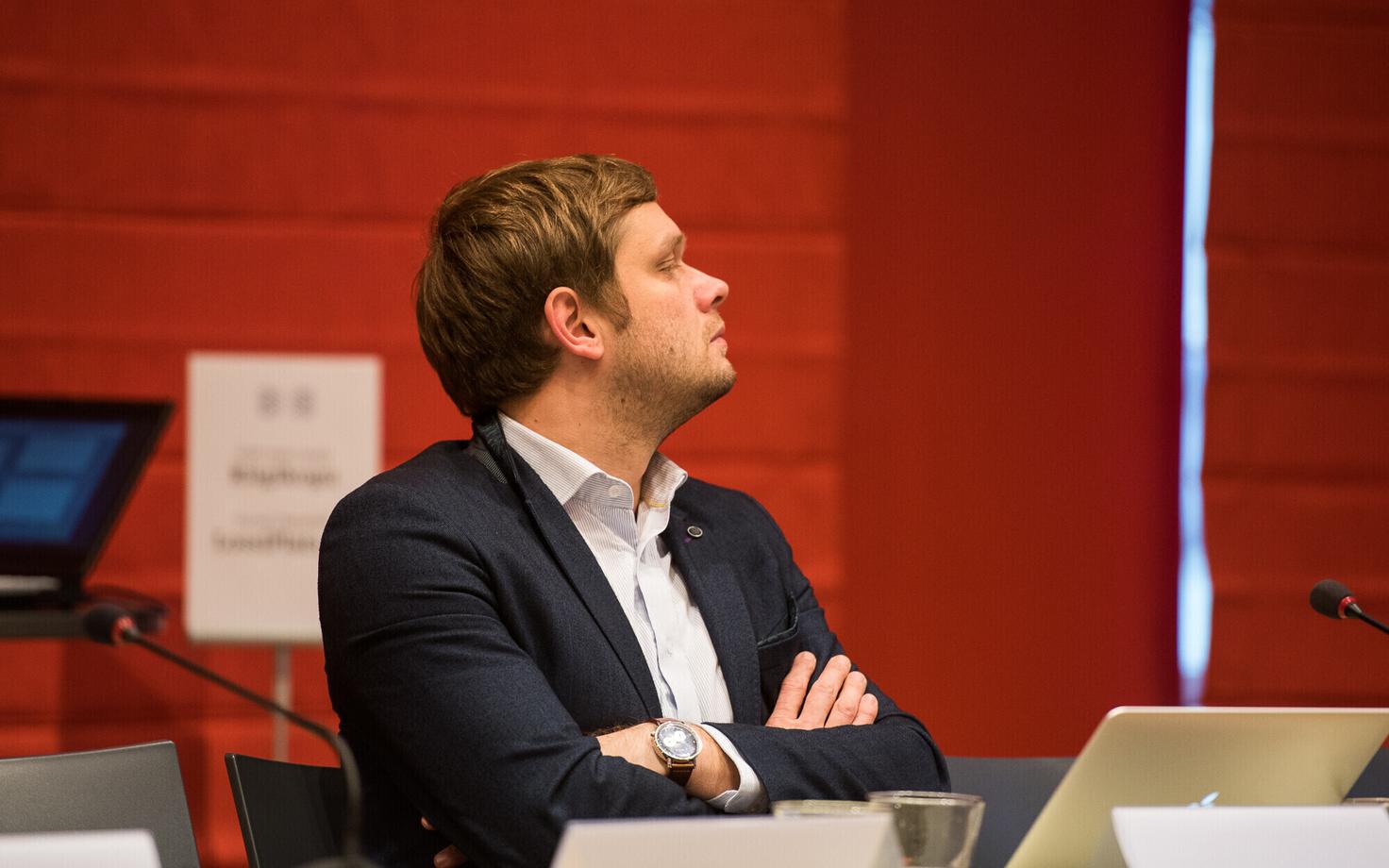 Ремо Холсмер.