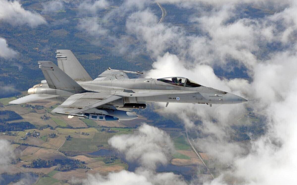 Soome õhuvõe hävituslennukid F/A-18 Hornet.