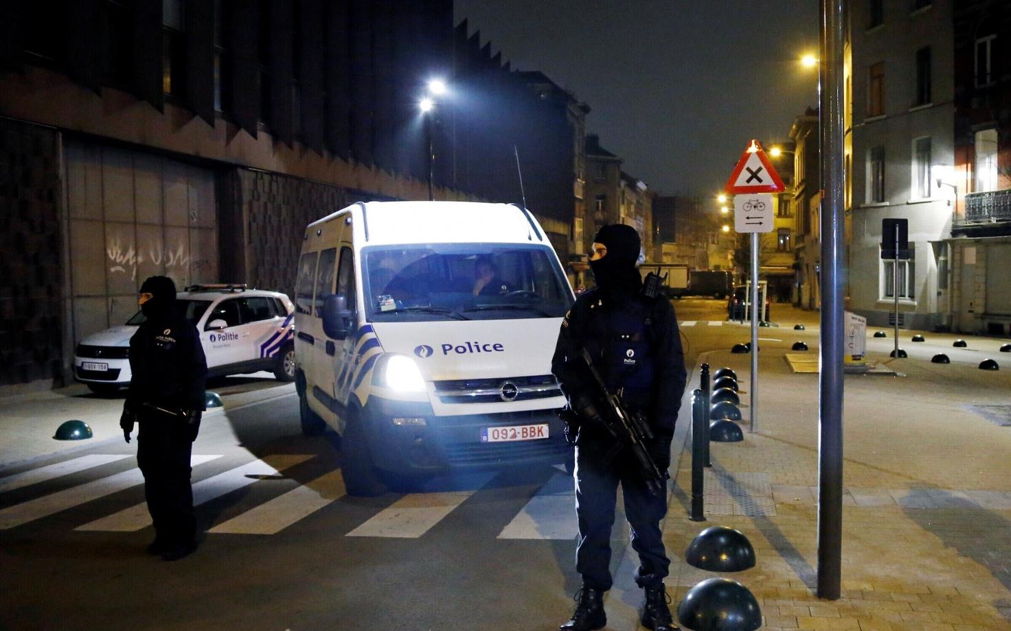 Politseinikud Molenbeekis.