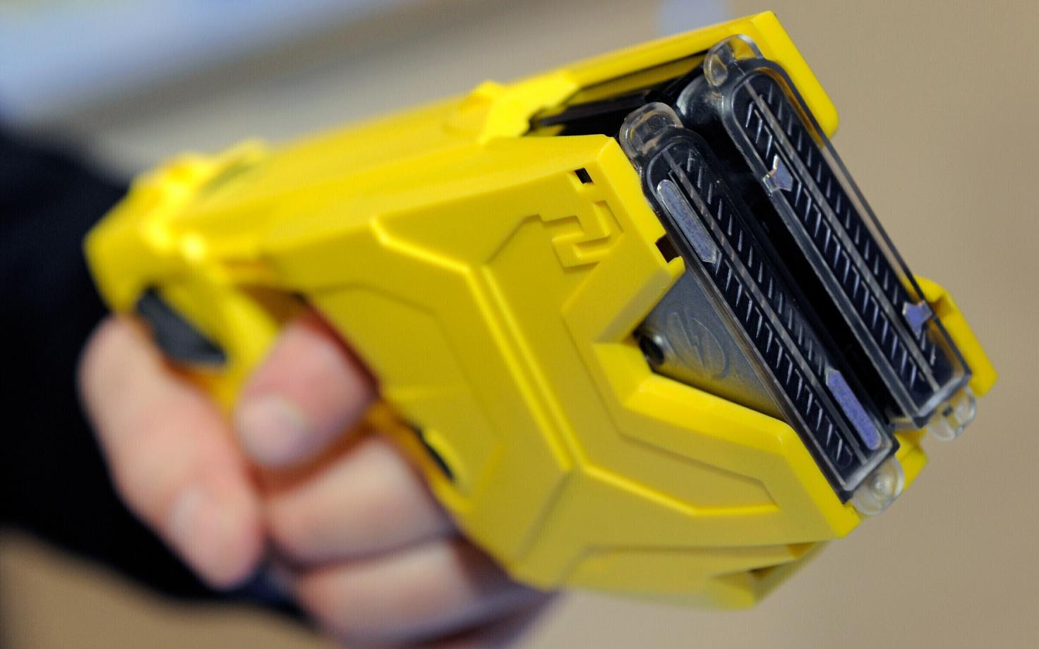 Электрошокер.