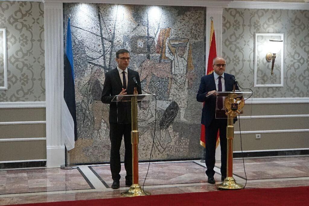 Välisminister Sven Mikseri ja Montenegro välisministri Srđan Darmanovići pressikonverents.