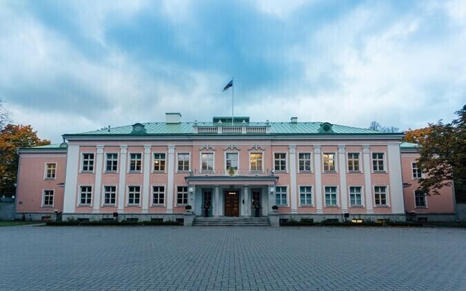 Президентский дворец в Кадриорге.