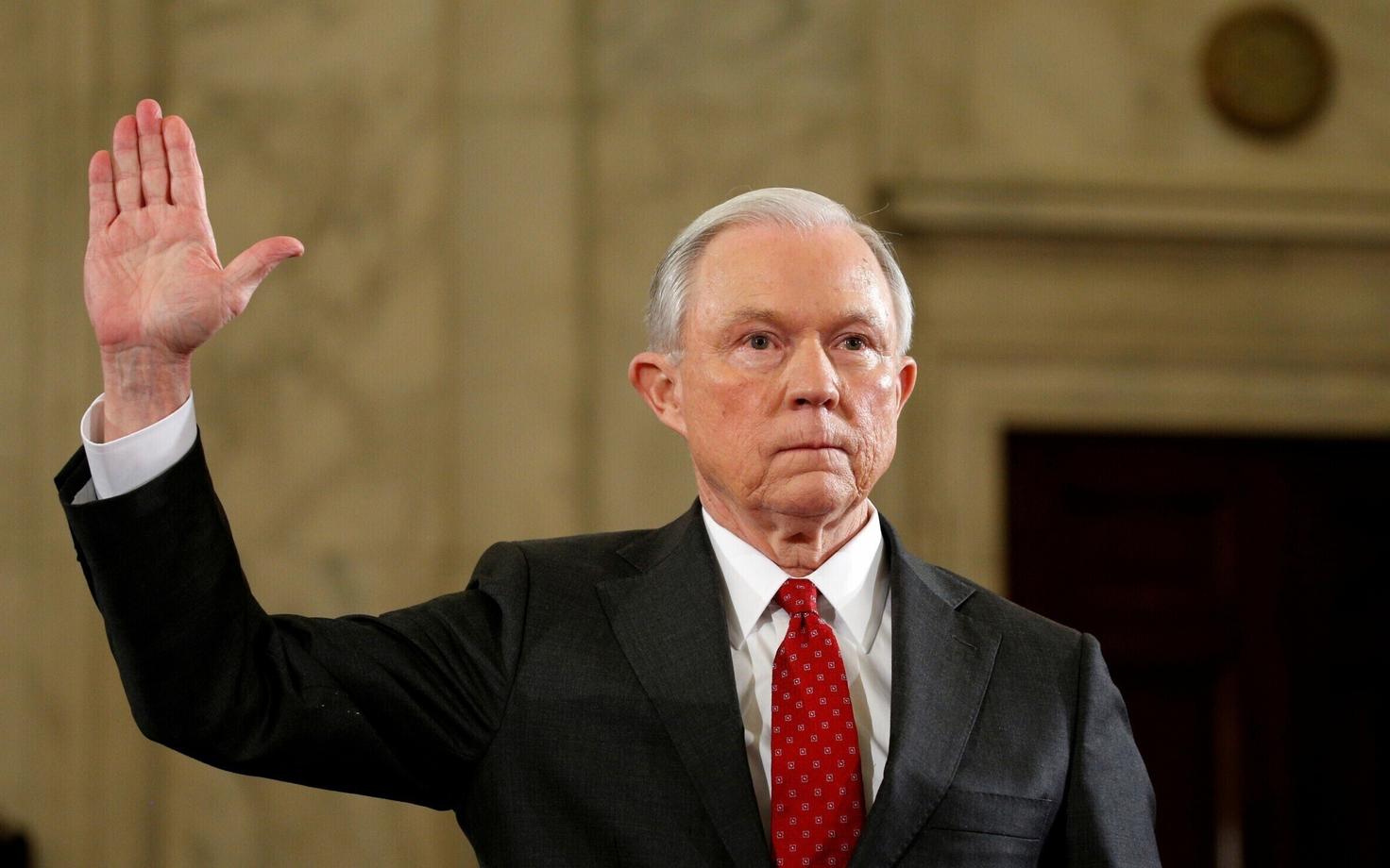 Джефф Сешнс.