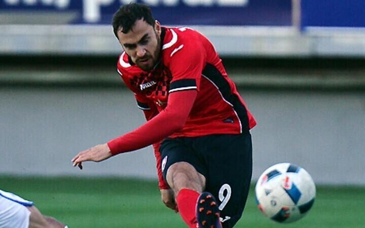 Сергей Зенев провел в