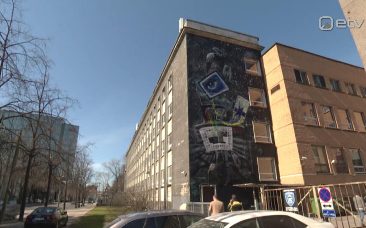 Gonsiori tänava telemaja suur seinamaal.