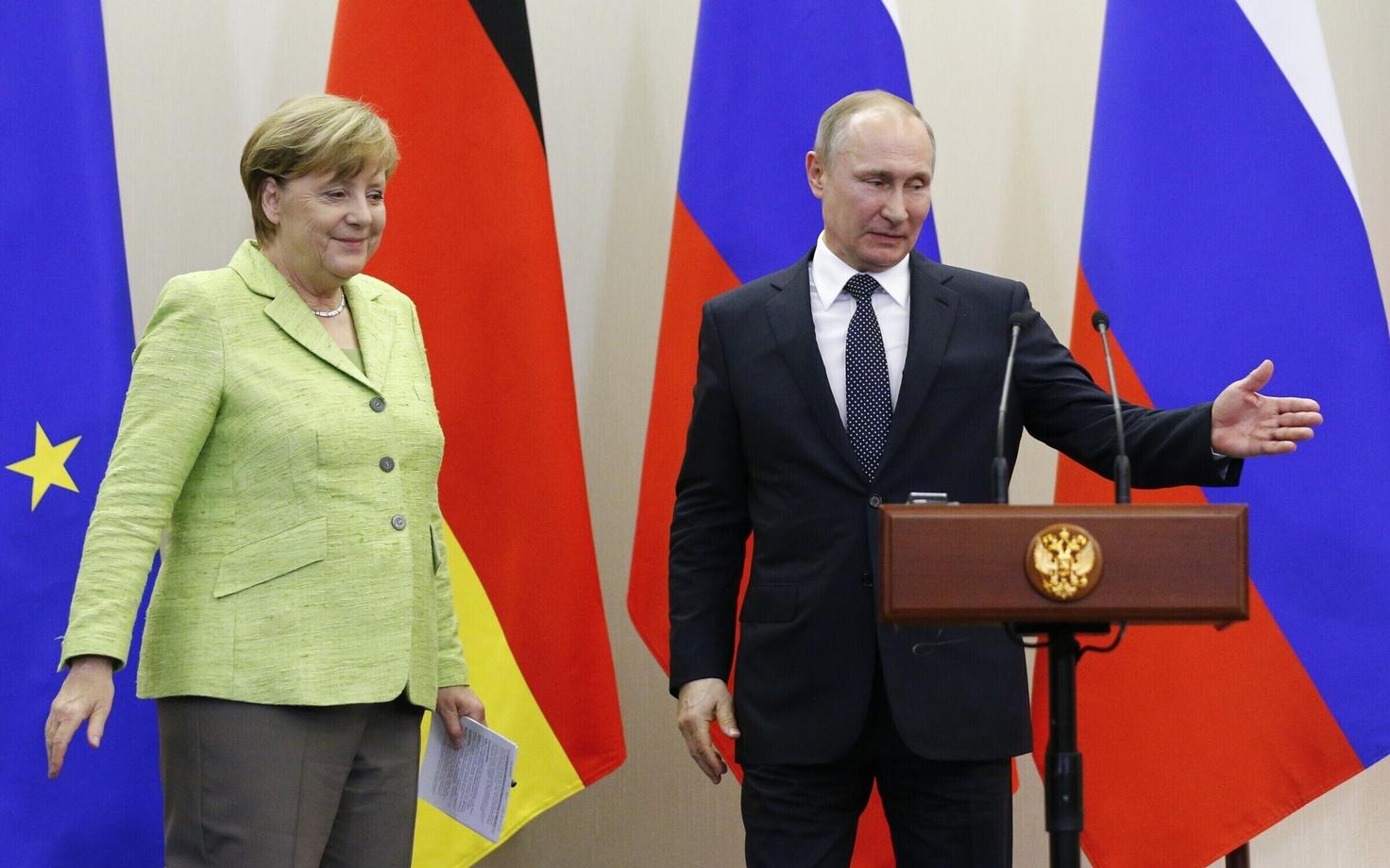 Merkel saabus kõnelustele Putiniga.