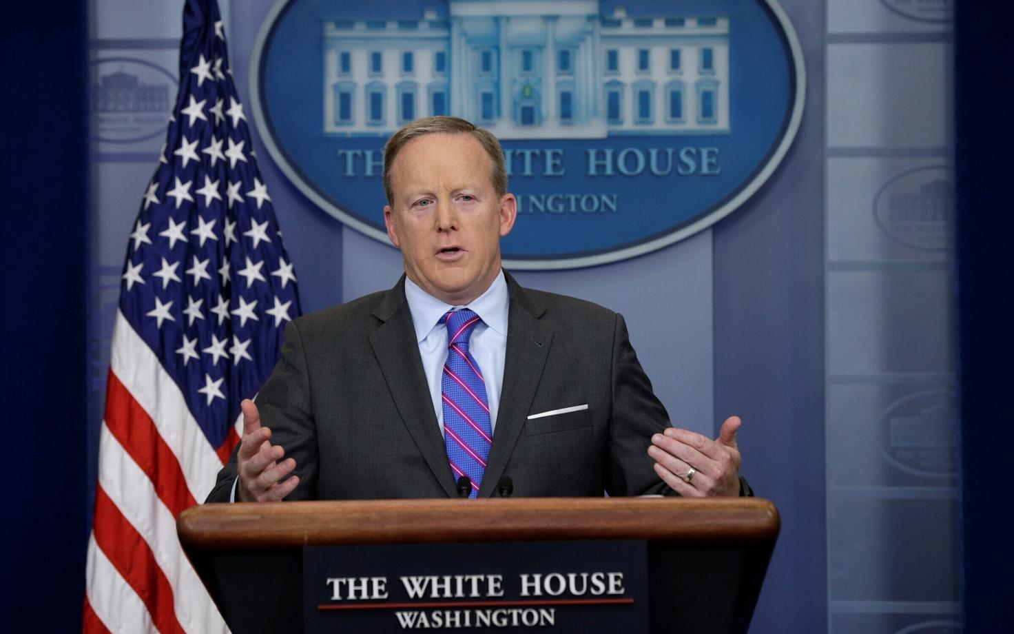 Valge Maja pressisekretär Sean Spicer pressikonverentsil.