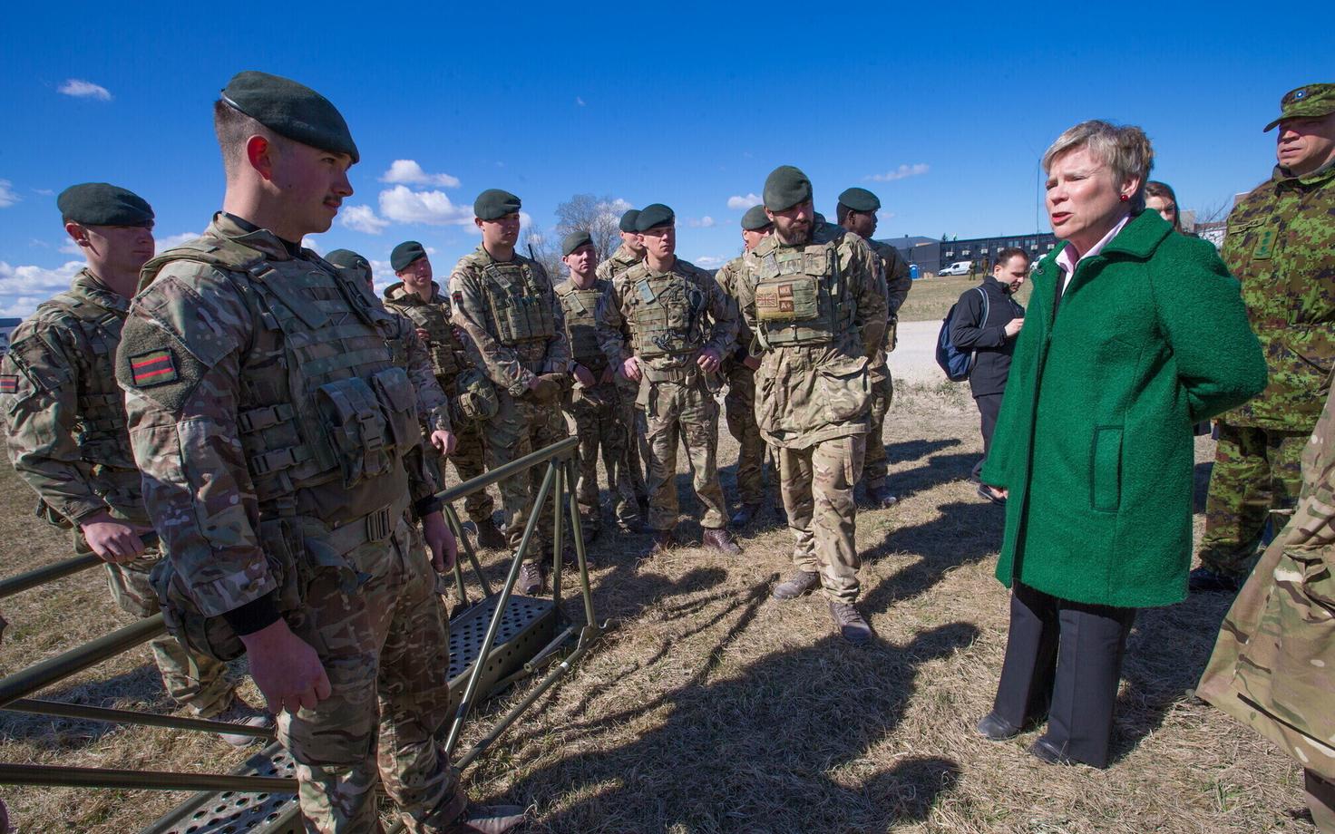 NATO asepeasekretär Rose Gottemoeller külastas õppust Kevadtorm.
