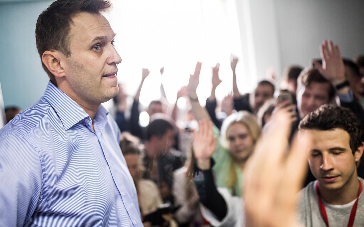 Navalnõi ja tema toetajad Tula linnas 27. mail.