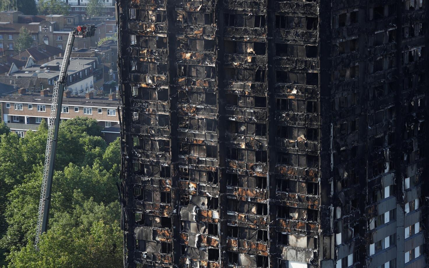 Жертвами трагедии в Grenfell Tower стали по меньшей мере 79 человек.