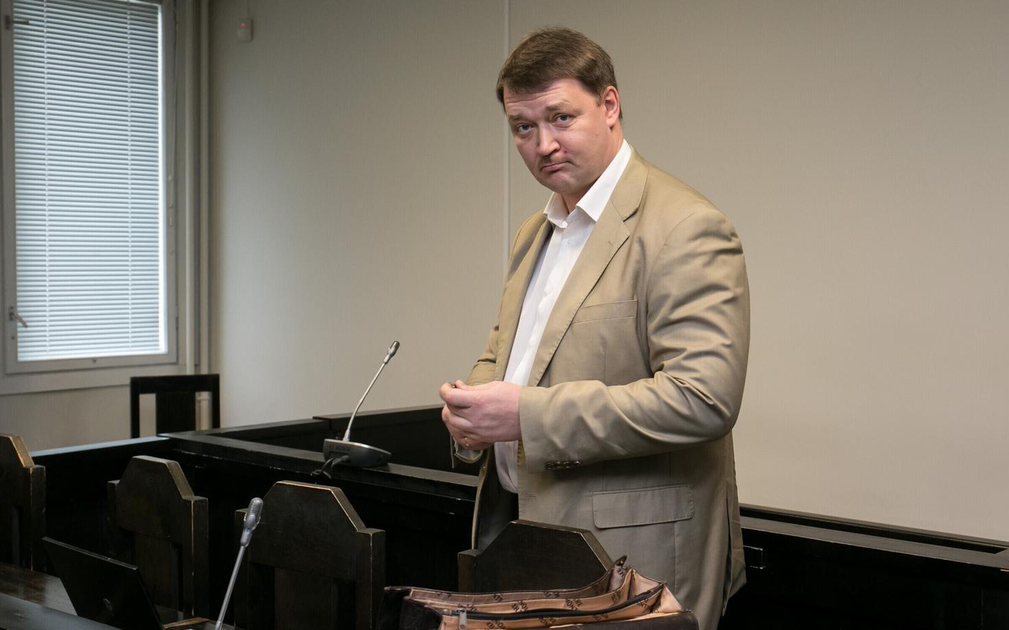 Артур Пярноя.