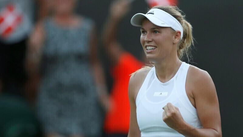 Каролин Возняцки.