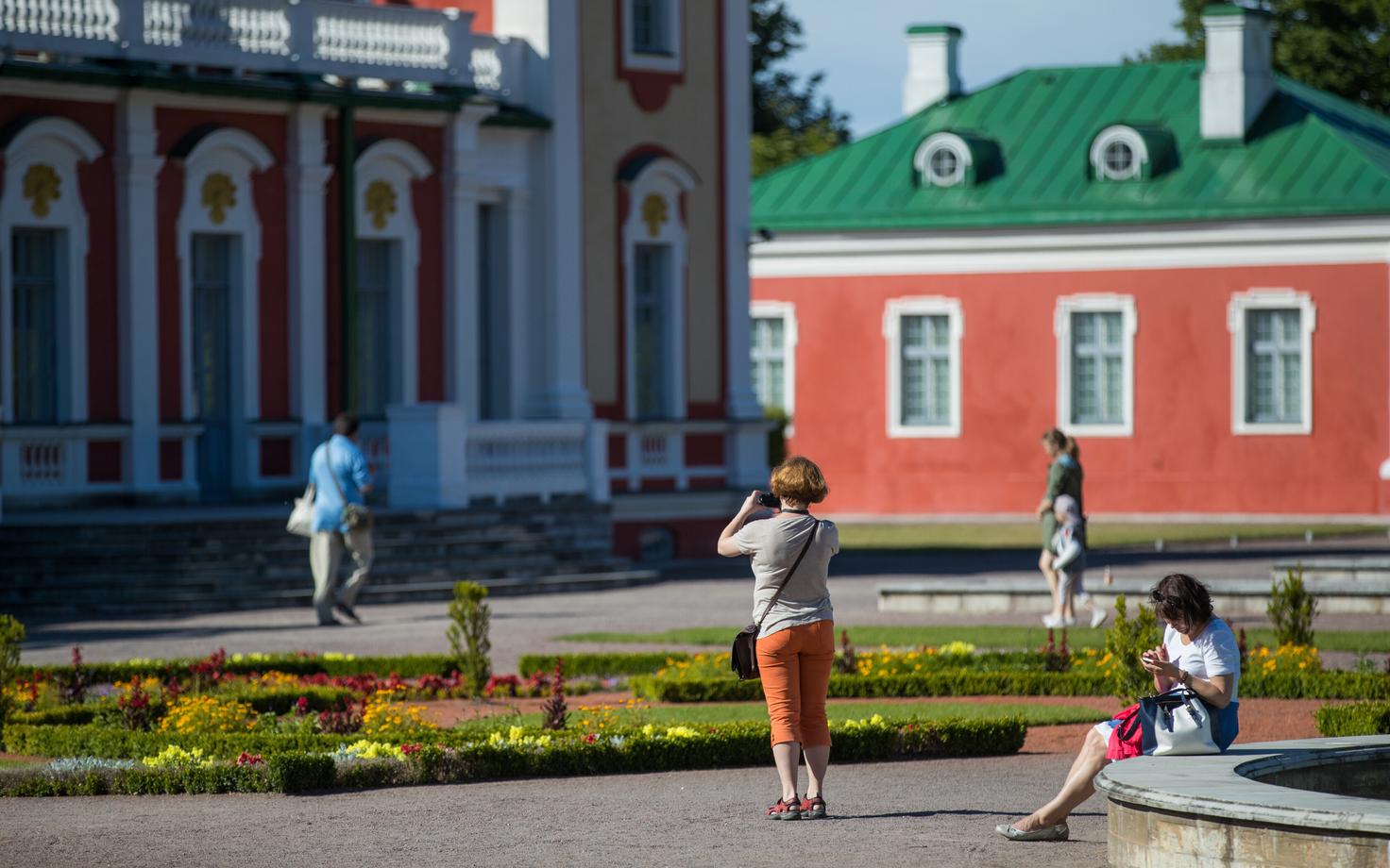 Парк Кадриорга отметил 299-летие