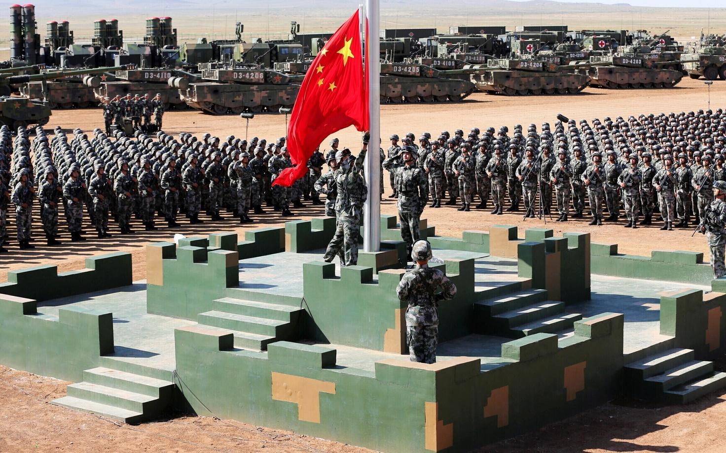 Китайский военный парад во Внутренней Монголии 30.07.2017.