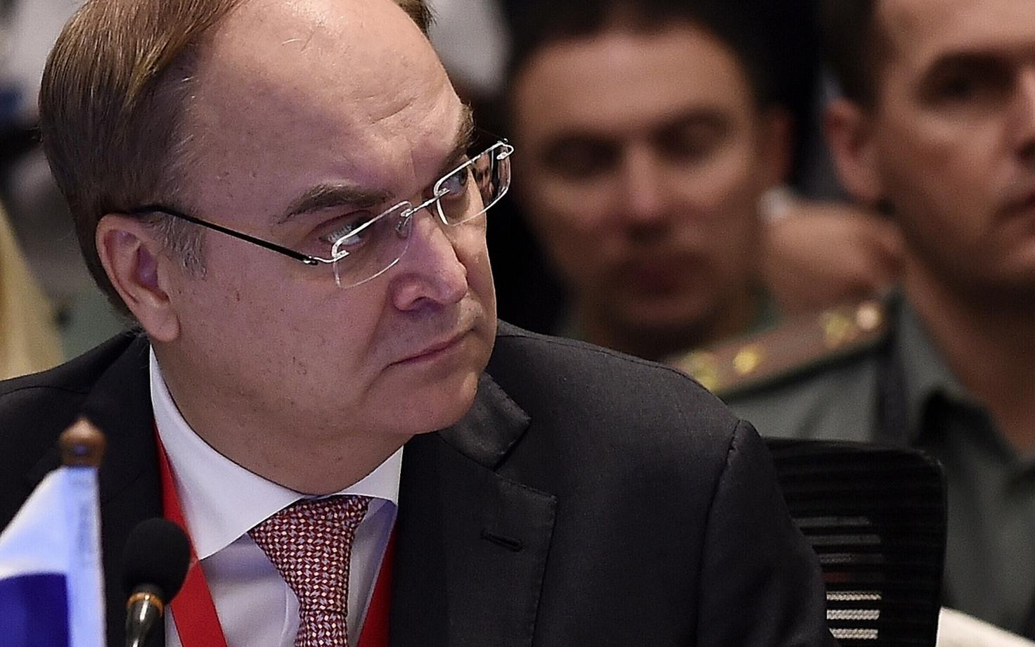 Анатолий Антонов