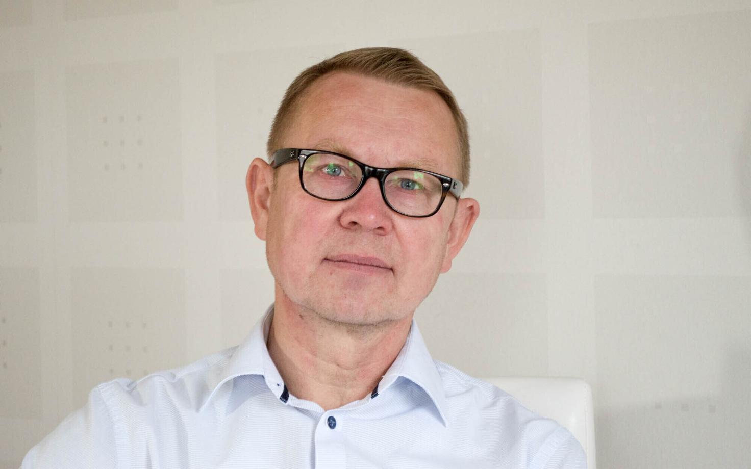 Viktor Trasberg on Tartu ülikooli majandusteaduskonna dotsent.