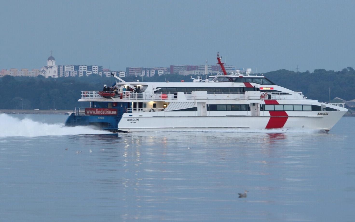 Linda Line'i endine laev Karolin.