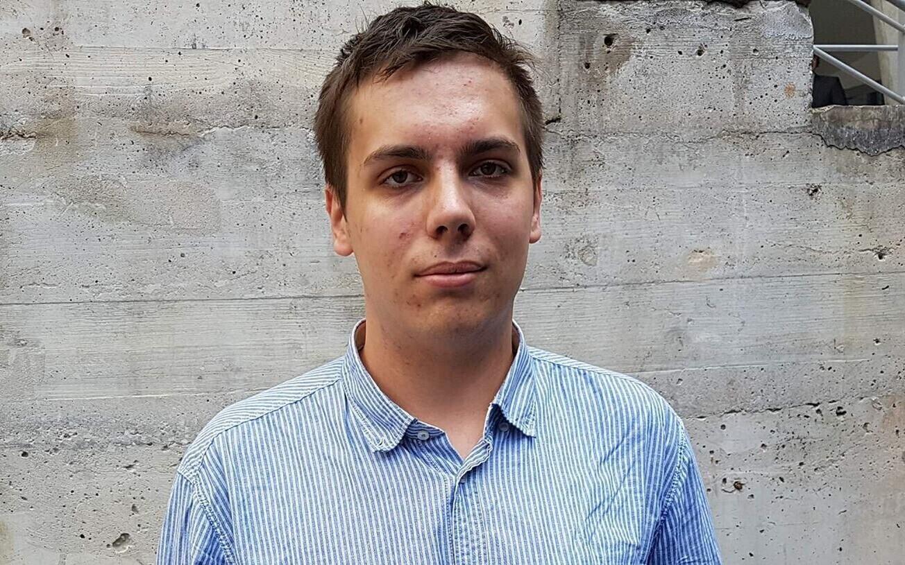 Владислав Велижанин.