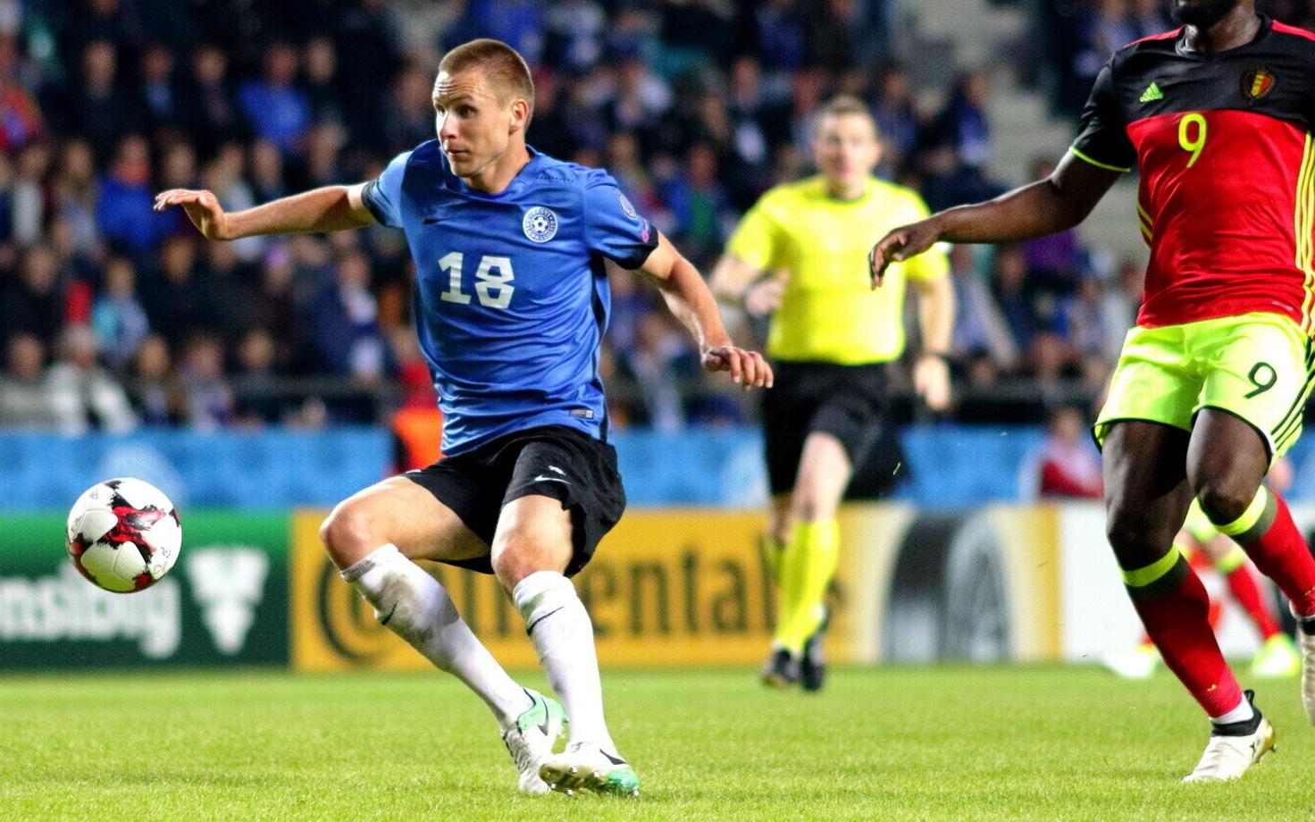 Карол Метс.