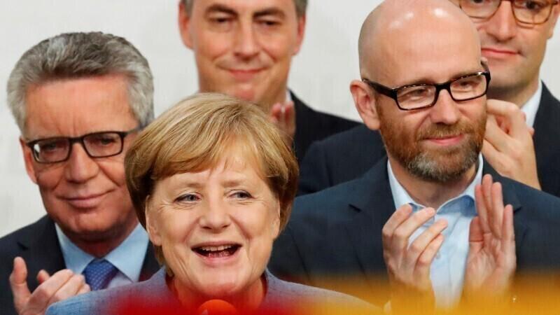 Команда Ангелы Меркель собирается остаться у власти.