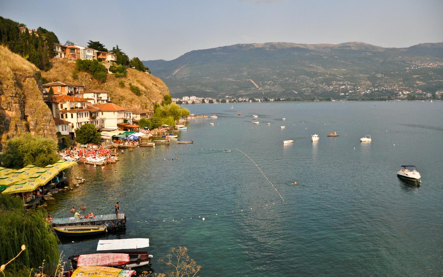 Красивый и романтичный Охрид является одним из старейших городов Европы и занесен в список объектов всемирного наследия ЮНЕСКО.