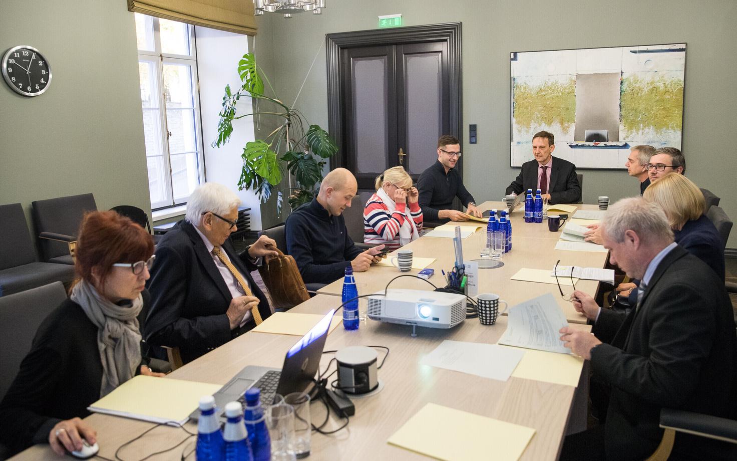 Заседание Комиссии по надзору за финансированием партий.